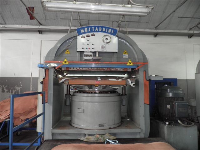 Presses, Ironing & Embossing - Mostardini - 1500 TONS